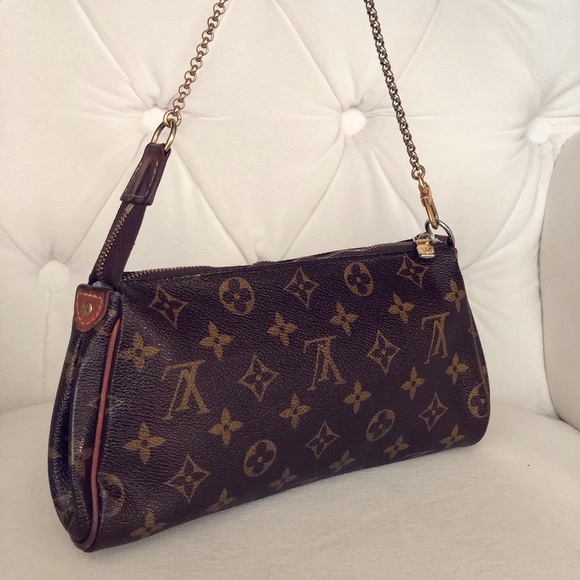 Louis Vuitton Purse - Picture 4 of 6
